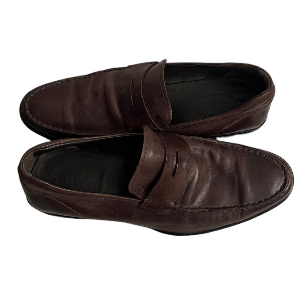 Todd’s Men Shoes. Condition is Pre-owned. Shipped with USPS Priority Mail. - Picture 12 of 16